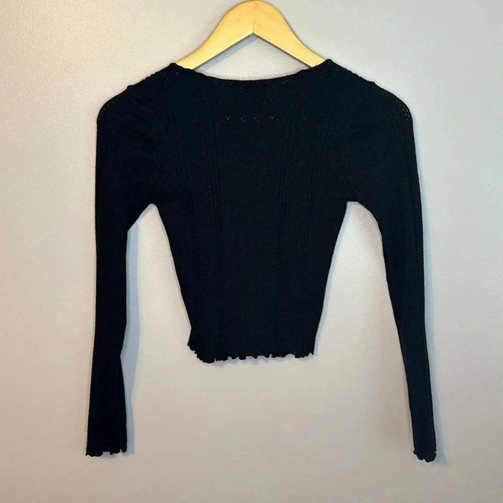 Kendall & Kylie Cropped Long Sleeve Sweater Size S